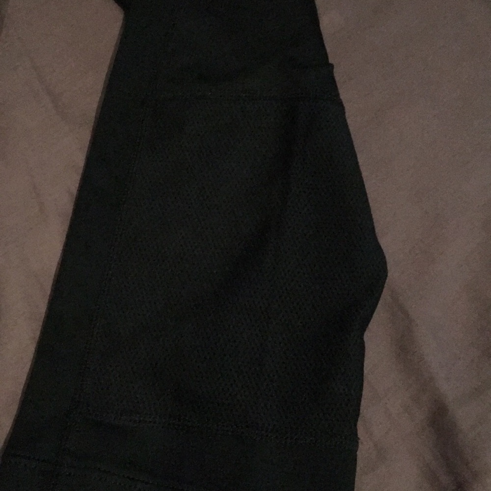 Capris - Picture 2 of 5